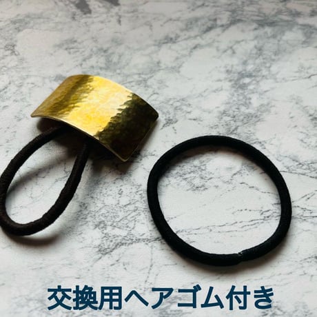 020.真鍮 2.8×4.8mm スクエア ヘアゴム（交換用ヘアゴム付き）