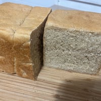 玄米食パンと全粒粉とプレーンのセット