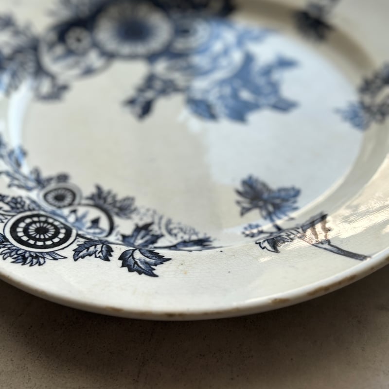 Richard ceramic 平皿 Marsala | UZI ANTIQUE