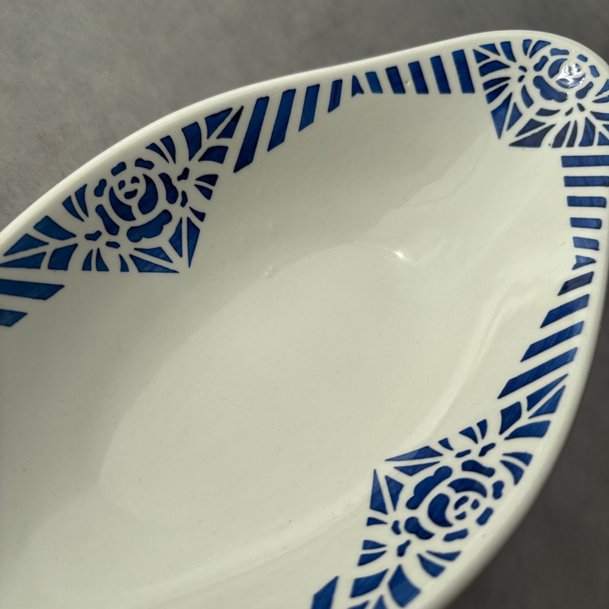 NIDERVILLER ラヴィエ | UZI ANTIQUE