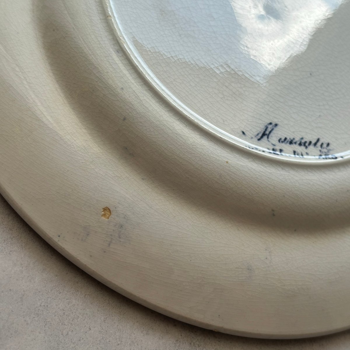 Richard ceramic 平皿 Marsala | UZI ANTIQUE