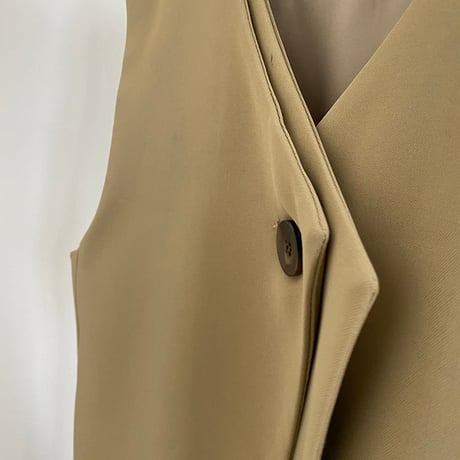 one button V-neck gilet　MA1158