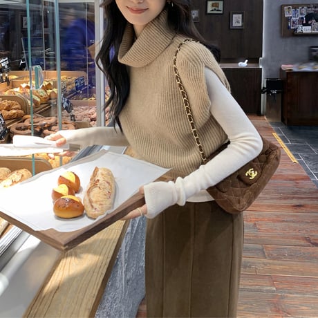 sleeveless turtleneck knit　MA1684