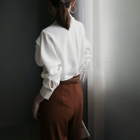 no collar frill shoulder blouse　MA1859