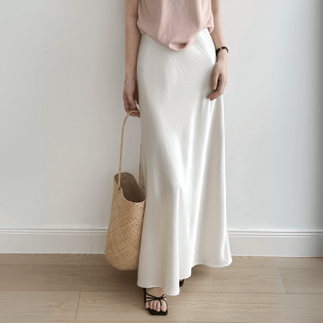shiny silky skirt　MA1570