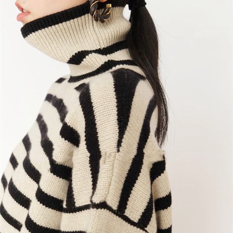 high neck slit striped knit　MA1338