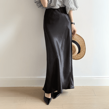 shiny silky skirt　MA1570
