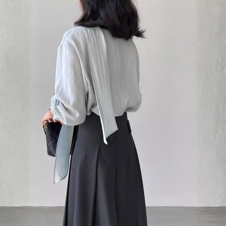 ribbon drape v-neck blouse　MA1771