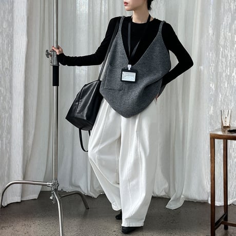 deep v-knit layering vest　MA1704