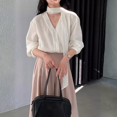 ribbon drape v-neck blouse　MA1771