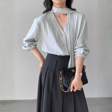 ribbon drape v-neck blouse　MA1771