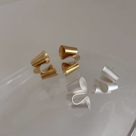 design wave piercing　MA1280