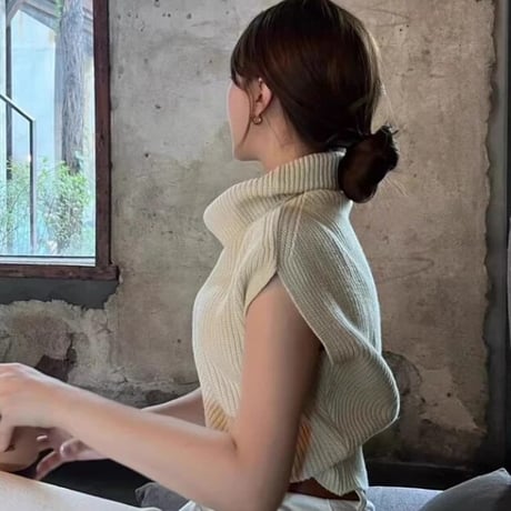 sleeveless turtleneck knit　MA1684