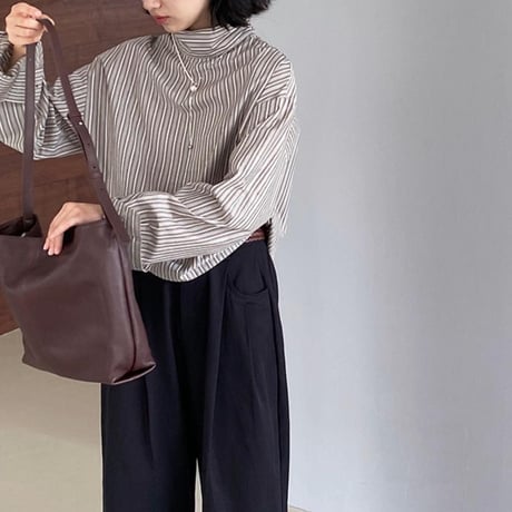 high neck design striped blouse　MA1179