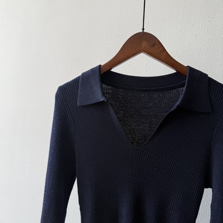 deep v-collar rib knit top　MA1654