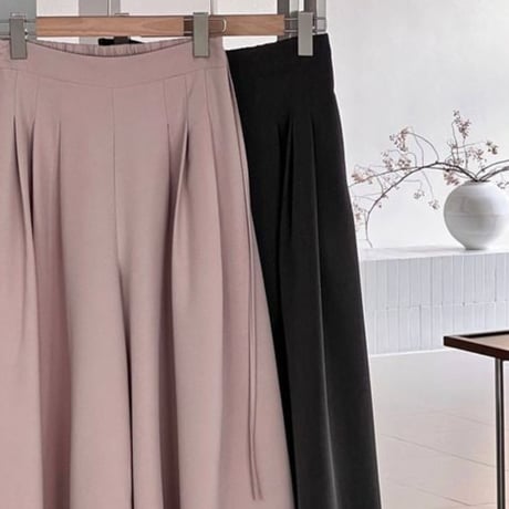 modern volume tuck flare pants　MA1798