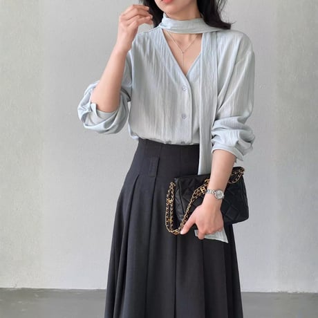 ribbon drape v-neck blouse　MA1771