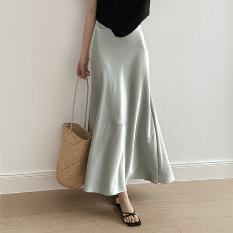 shiny silky skirt　MA1570
