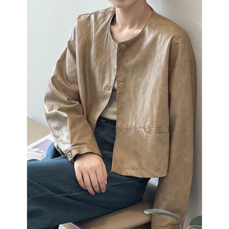 faux leather collarless short jacket　MA1149