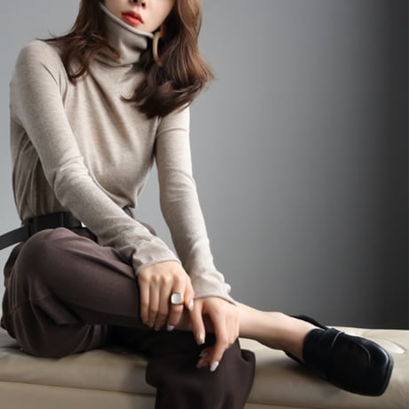 soft fitted turtleneck knit top　MA1717