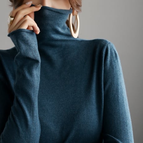 soft fitted turtleneck knit top　MA1717