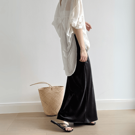 shiny silky skirt　MA1570