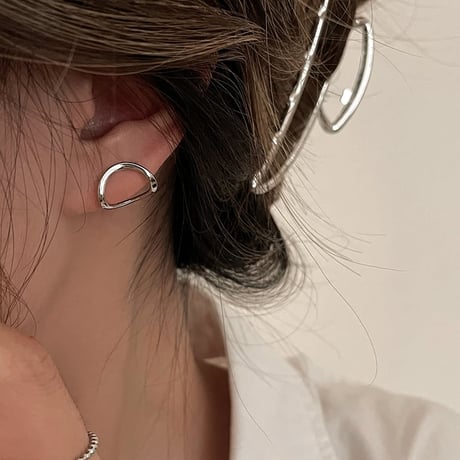 curve circle piercing　MA1277