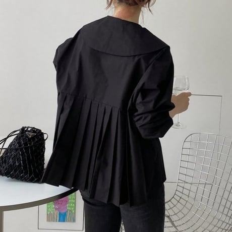 large collar back pleated shirt　MA1166