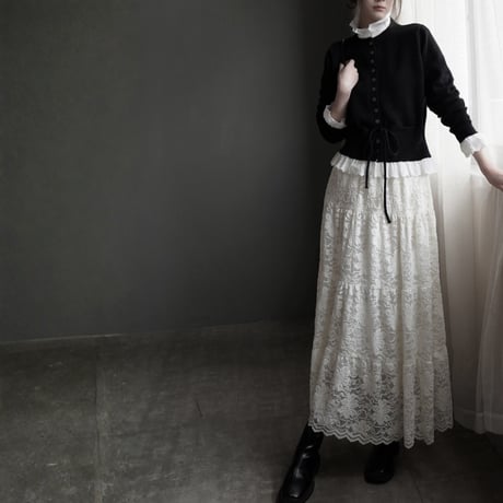 embroidered lace midi flare skirt　MA1831