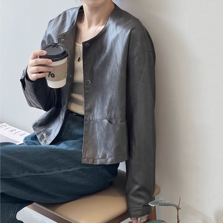 faux leather collarless short jacket　MA1149