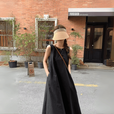 open‑back flare maxi dress　MA1583