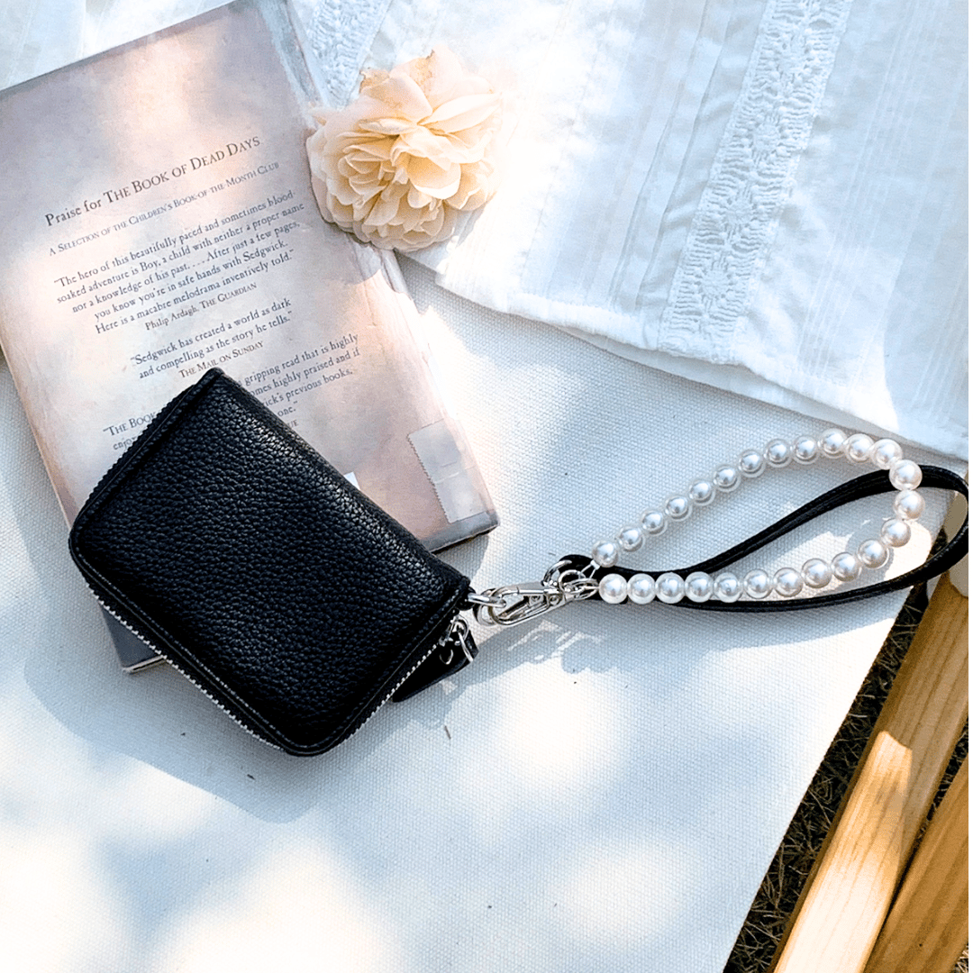 pearl charm zip mini wallet MA1902 | MaiA