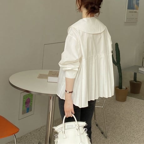 large collar back pleated shirt　MA1166