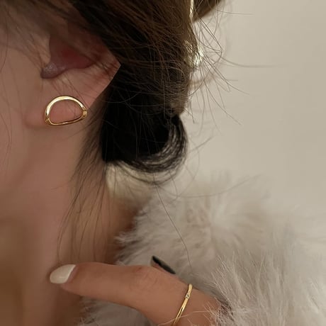 curve circle piercing　MA1277