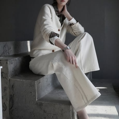 ivory stretch wide flare pants　MA1919