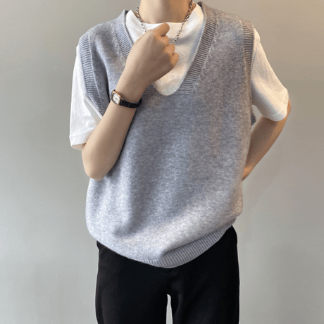 loose fit v-neck knit vest　MA1632