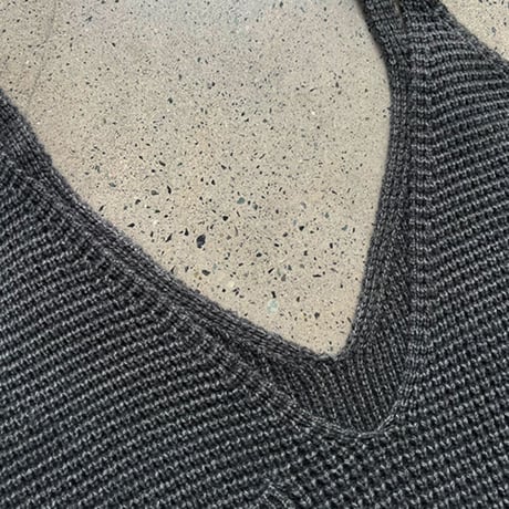 deep v-knit layering vest　MA1704