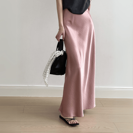 shiny silky skirt　MA1570