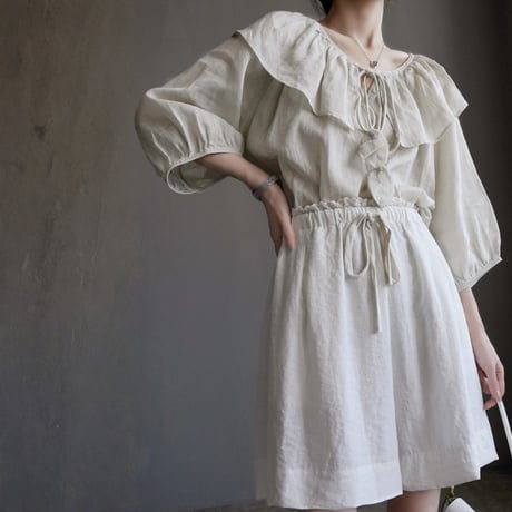 frill collar linen like blouse　MA1943