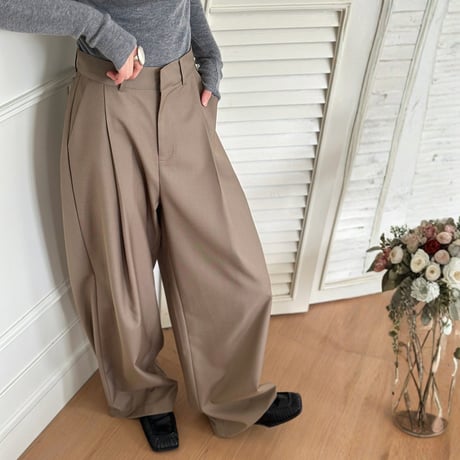 flow tuck wide pants　MA1764