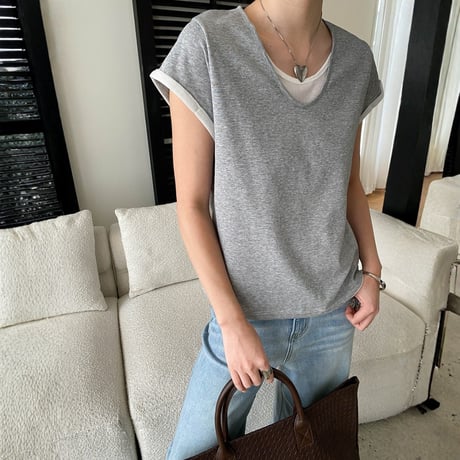fake layered v neck short sleeve t　MA1955