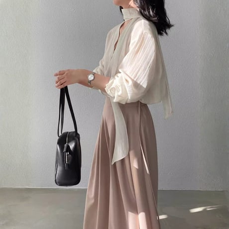 ribbon drape v-neck blouse　MA1771