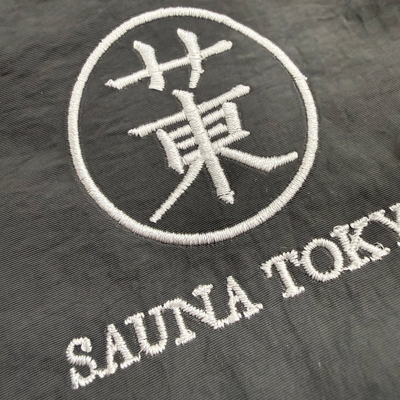 サ東ロゴ刺繡入りナイロンショートパンツ（10カラー） | サウナ東京