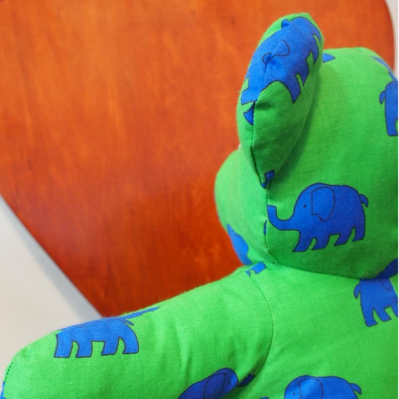チェコ製 クマのぬいぐるみ Green Bear ART DEKOR（アートデコール） |