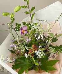 季節の花束M