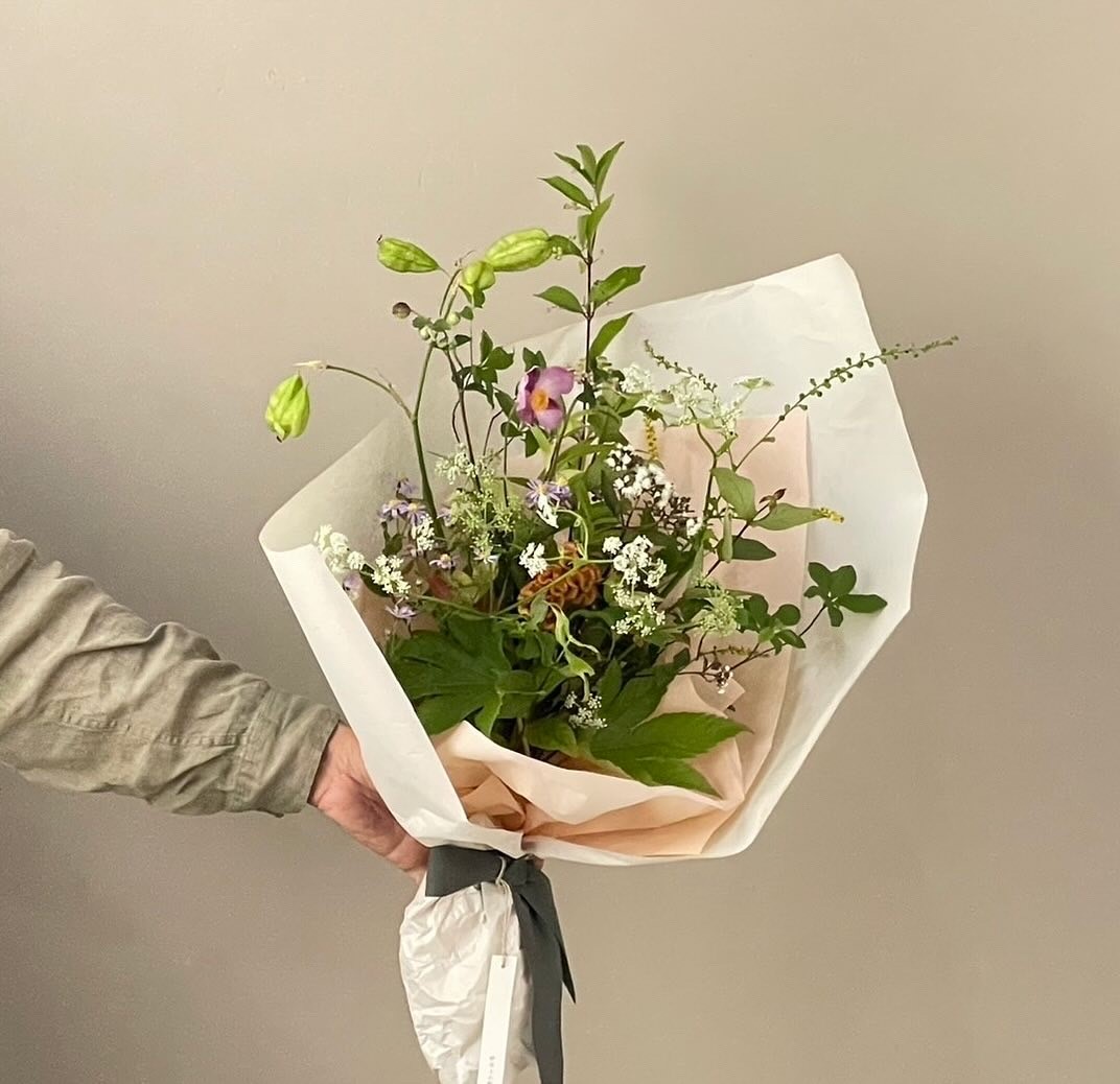 季節の花束M | 野道