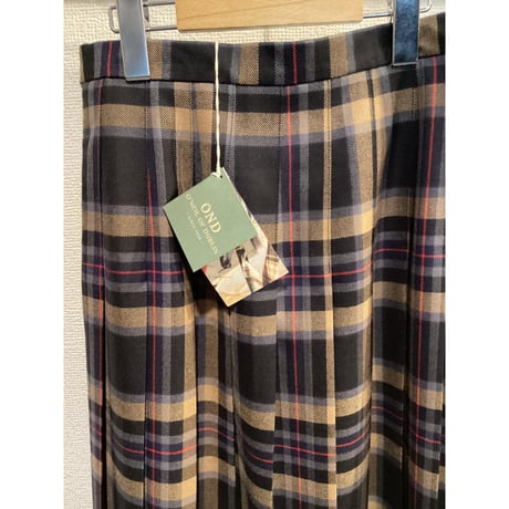 O’NEIL OF DUBLIN/PATCHWORK PLEATED LONG SKIRT