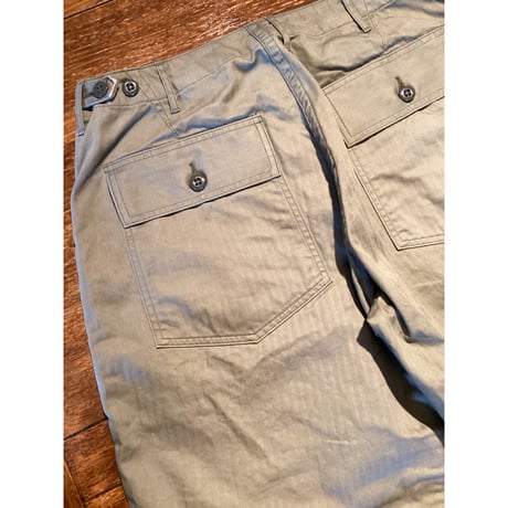 Sanca/ HERRINGBONE BAKER WIDE FIT/ オリーブ