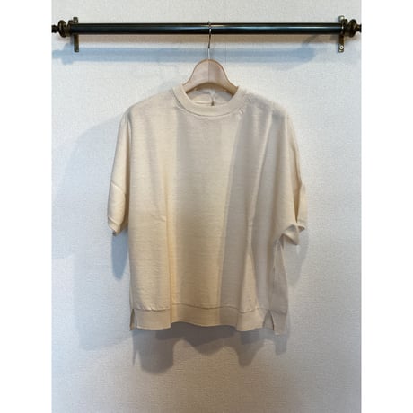 comm.arch.womens/ Co. Li. Dolman Knitted Tee/ Cream