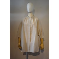 comm.arch.womens/ Antique Check Fly‐Front Blouse/ Dry Beige